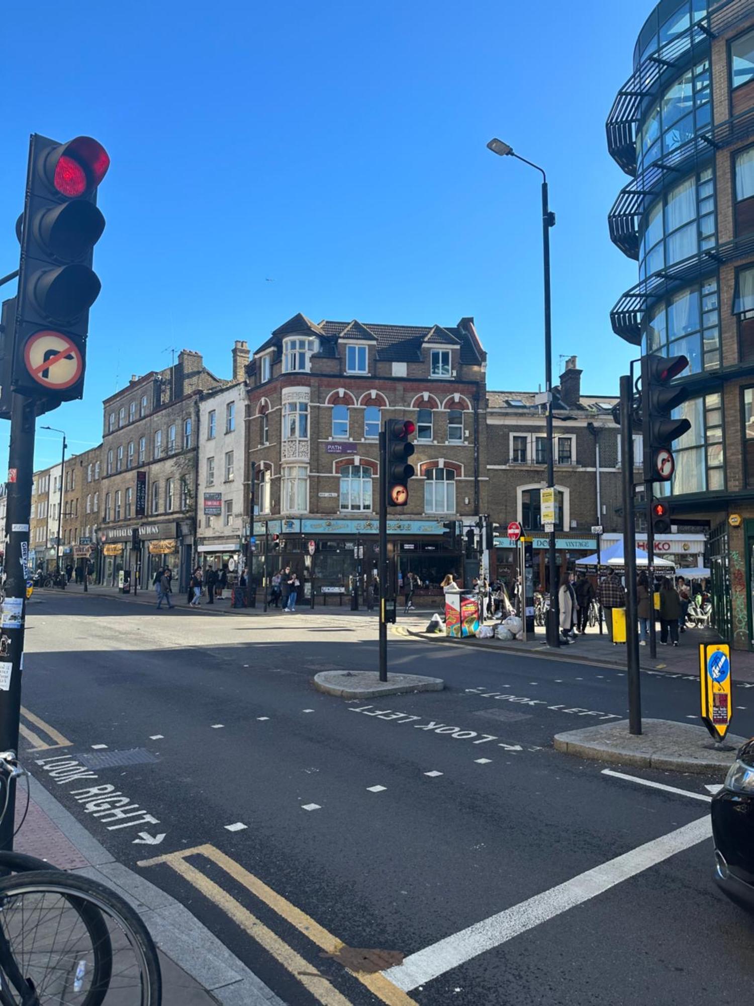 Liverpool Street Blue Bedroom London Bagian luar foto
